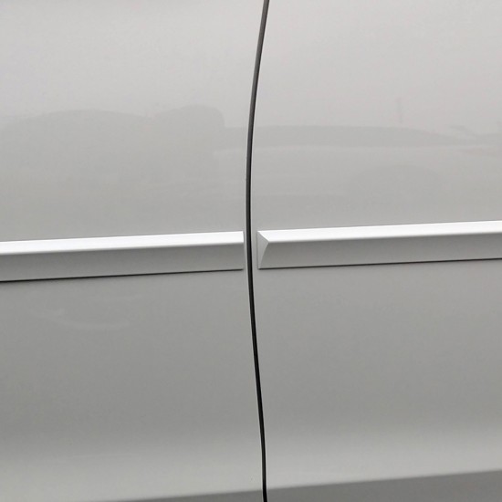 Chevrolet Trax Painted Body Side Molding 2024 - 2025 /